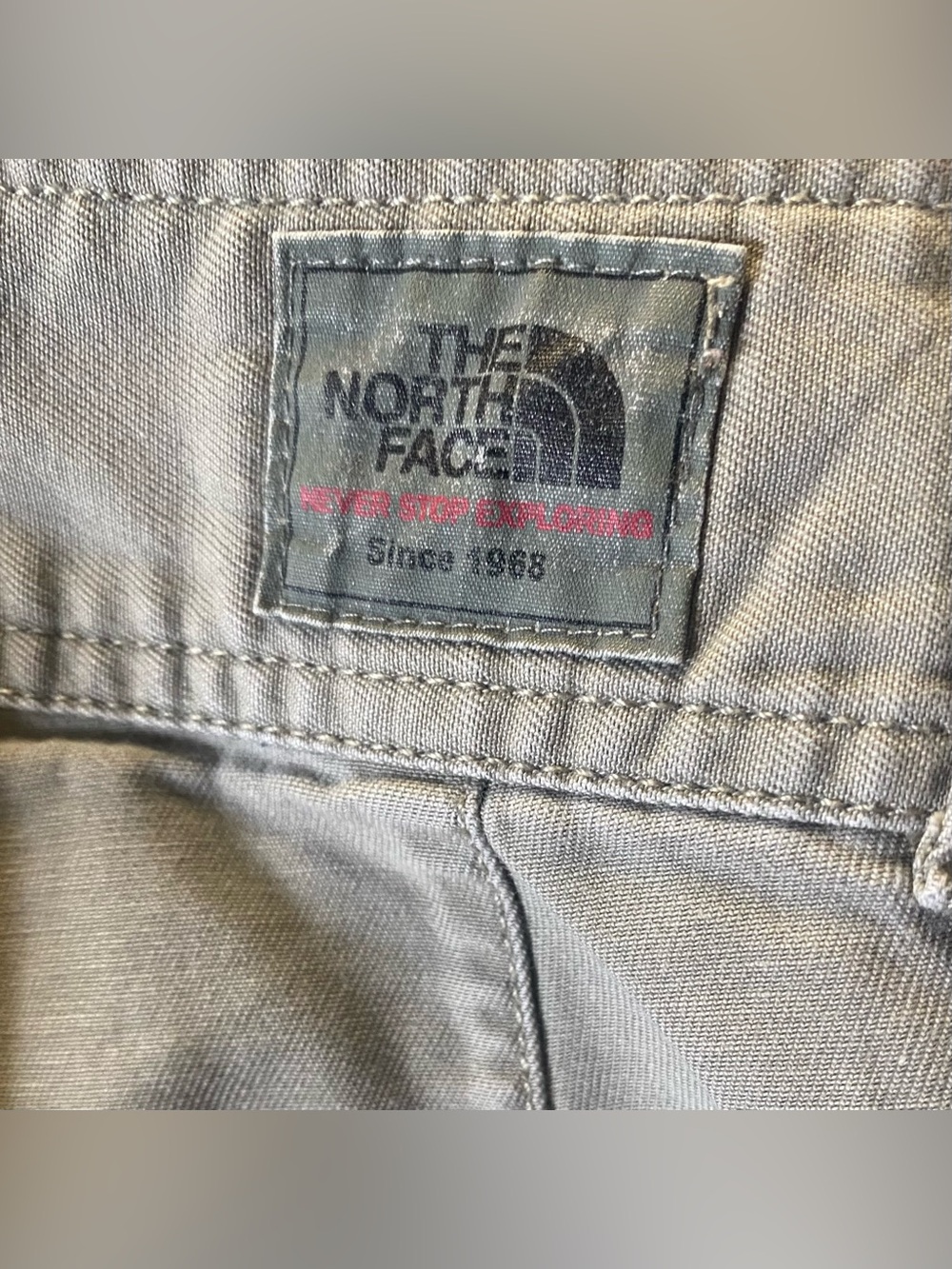 The North Face A5 Women’s Capri Pants Light Khaki Color 8 - Picture 9 of 10